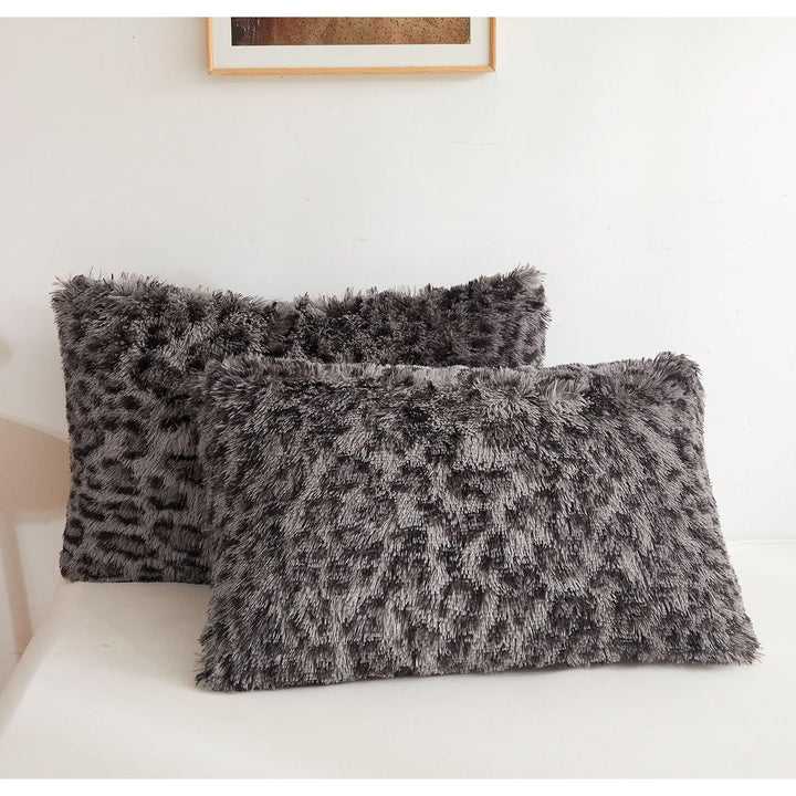 2 Light Grey Cheetah-Print Faux Fur King Pillowcases, 20 x 36 in - Just Closeouts Canada Inc.X004EUV9T9