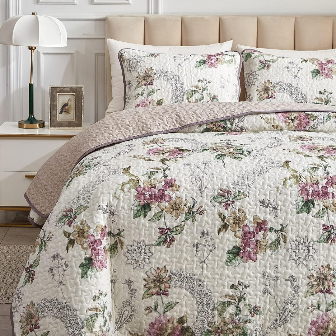 2 Pieces Twin Size Quilt Set, Beige Floral Reversible Bedspread Coverlet Set, Soft Microfiber Lightweight Bed Cover for Kids (68" x 86", 1 Quilt+ 1 Pillow Sham) - Just Closeouts Canada Inc.