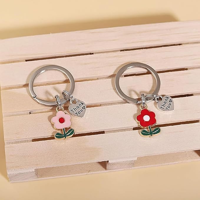 4 Set Thank You Gifts Keychain, Appreciation Gifts for Coworkers and Teachers, Christmas Gifts Thank You for Helping Me Grow Keychain