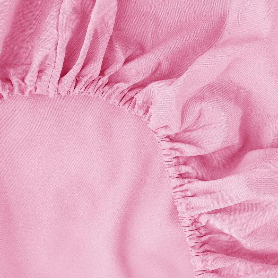 Ghooss Pink Bed Sheet Set with Deep Pocket,Super Soft Microfiber Bedding-Breathable,Warm,Wrinkle,Fade Free,Hypoallergenic 4 Piece Bedding Sheet Sets(Queen,Pink)