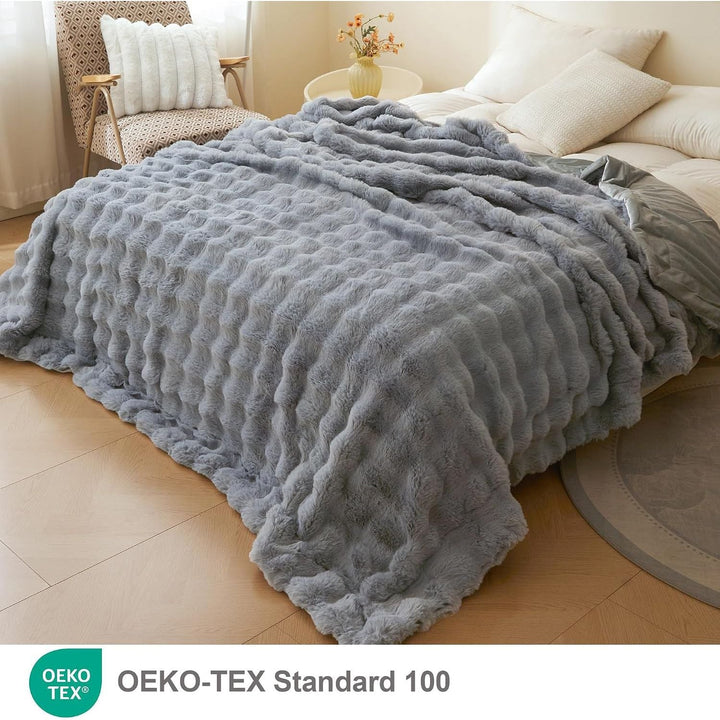 Fluffy Faux Rabbit Fur King Size Blanket for Bed, Soft Cozy and Plush Furry Waffle Bubble Throw Blanket for All Season, Fuzzy Sleeping Throw Home Decor for Bedroom Living Room, 104x90, Grey - Just Closeouts Canada Inc.X004TVIG8P