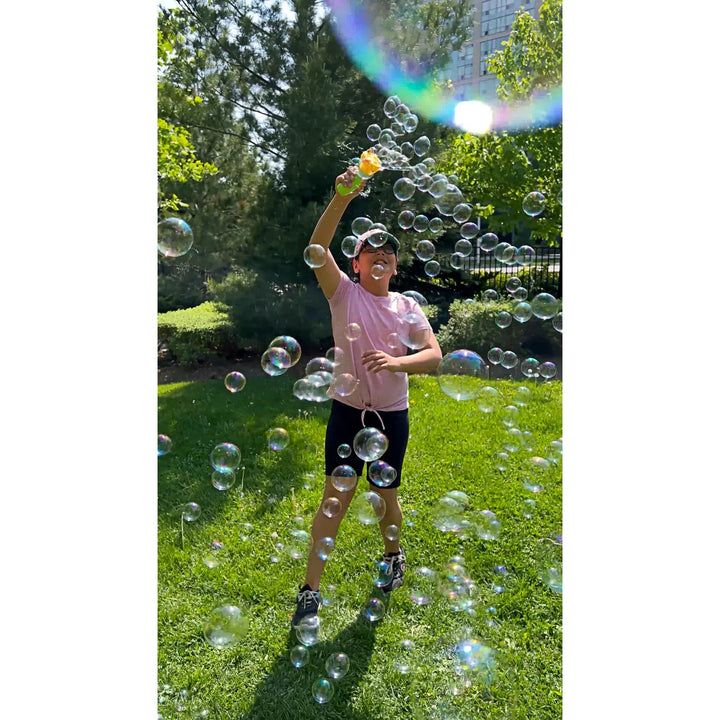 Storm Blower Bubble Machine for Kids | Crazy Yoobbles, B324 - Just Closeouts Canada Inc.4897112323242